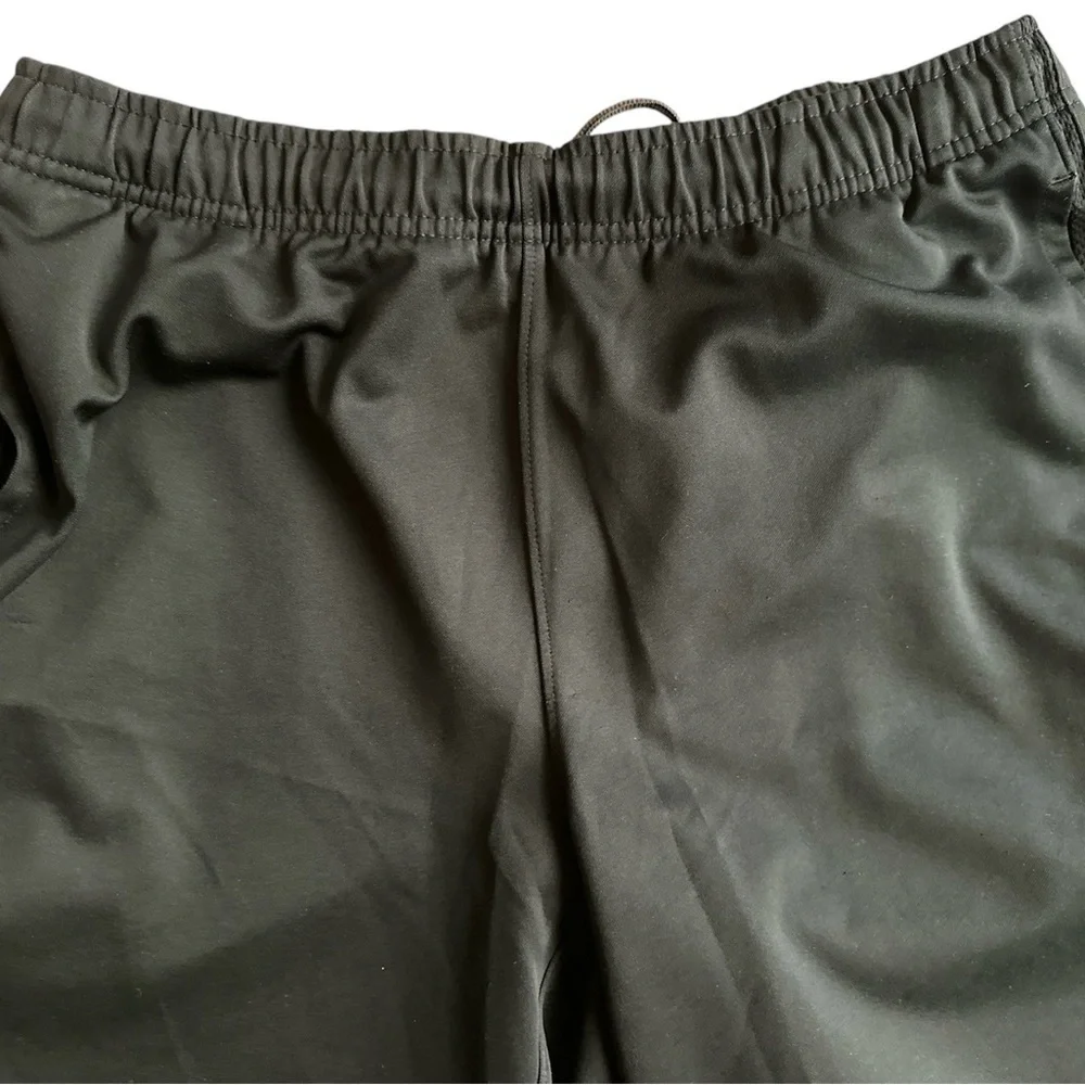 Nike Men's Black Athletic Swim Fit Small to Medium Shorts